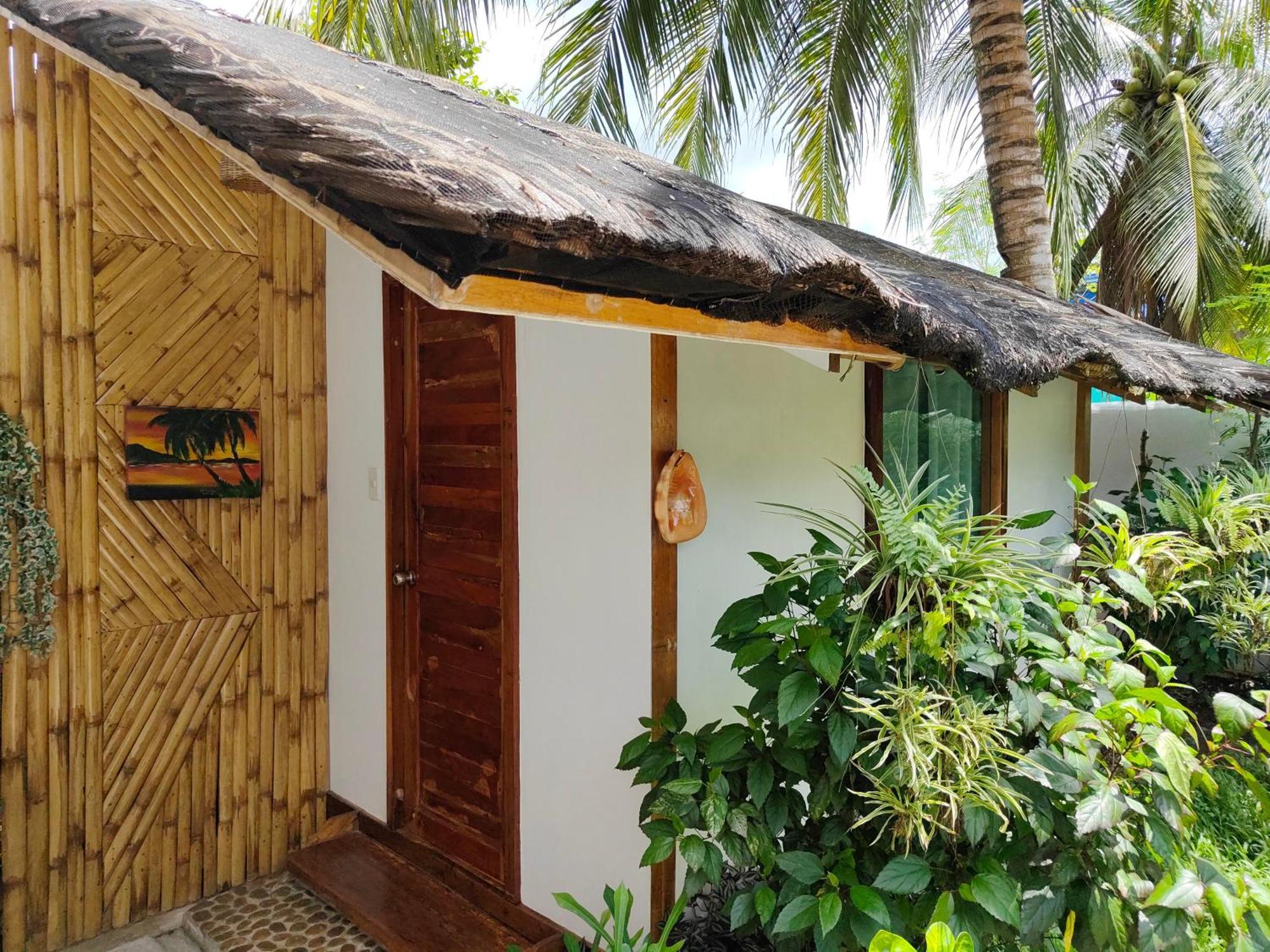 Lunazul Guesthouse San Vicente  Exterior photo